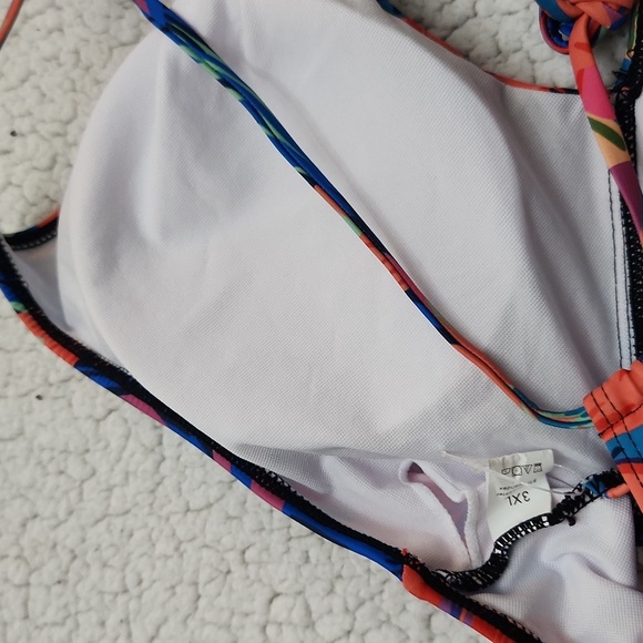 Tropical Floral One Piece Swimsuit Padded Beach Pool Party Vacation - Picture 6 of 7